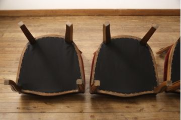 チェア4脚の高さをリメイク!高品質リペアを施し、脚をカットしてリサイズ。木部は本体の色味に合わせて仕上げ。