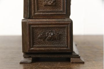 宝箱を大きくリメイク!下段部分を拡張し、上下段の内部生地を張り替え。拡張した部分は本体に合わせて着色仕上げ。