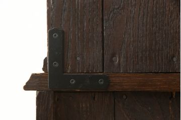 ビューローブックケースを綺麗に再生!高品質リペアを施し、ガラスの破損部分は交換。木部はワントーン落ち着いた色に着色仕上げ。