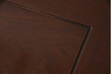 座卓をダイニングテーブルにリメイク!新材で脚を増設し、H型の貫を通して脚を補強。現状に合わせた濃茶色に仕上げ。