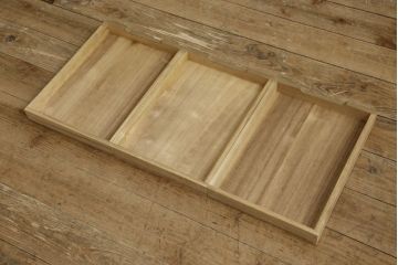 桐箪笥をオープンクローゼットにリメイク!扉と内部のポール、引き出しを撤去。新材部分は本体の色に馴染むよう着色。