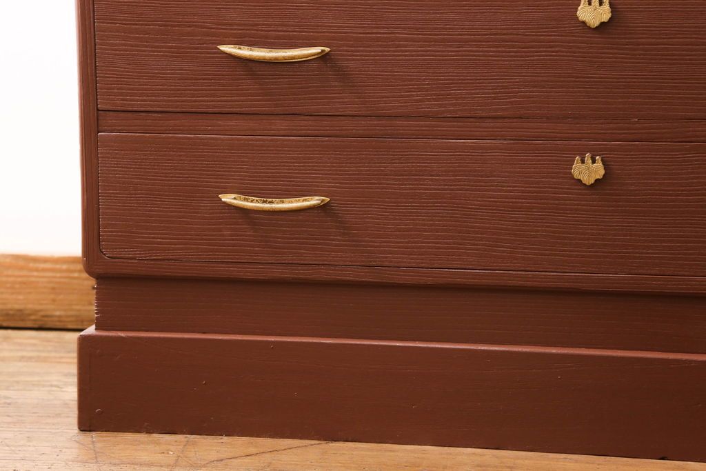 桐箪笥を着色リメイク!高品質リペアを施し、シナモンブラウンに着色仕上げ。