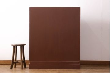 桐箪笥を着色リメイク!高品質リペアを施し、シナモンブラウンに着色仕上げ。