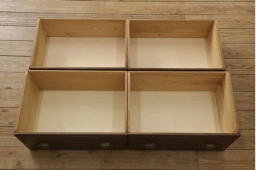 アンティークチェストを綺麗に再生!高品質リペアを施し、天板を塗装。引き出しの取っ手を交換し、現状の色味に仕上げ。