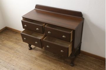 アンティークチェストを綺麗に再生!高品質リペアを施し、天板を塗装。引き出しの取っ手を交換し、現状の色味に仕上げ。