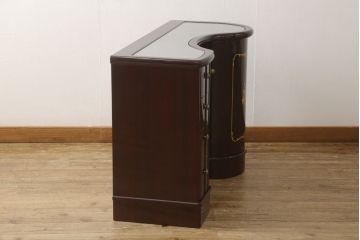 ドレッサーを綺麗に再生!高品質リペアを施し、天板の穴埋め修理。現状をベースに着色仕上げ。