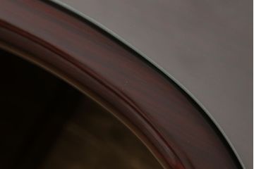 ドレッサーを綺麗に再生!高品質リペアを施し、天板の穴埋め修理。現状をベースに着色仕上げ。