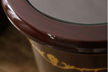 ドレッサーを綺麗に再生!高品質リペアを施し、天板の穴埋め修理。現状をベースに着色仕上げ。