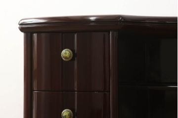 ドレッサーを綺麗に再生!高品質リペアを施し、天板の穴埋め修理。現状をベースに着色仕上げ。