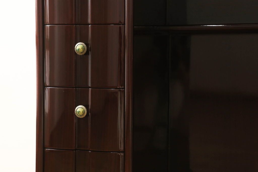 ドレッサーを綺麗に再生!高品質リペアを施し、天板の穴埋め修理。現状をベースに着色仕上げ。