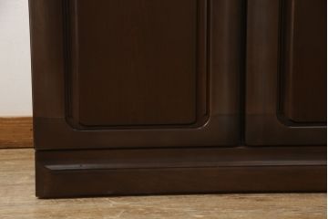 ワードローブを低くリメイク!高さをリサイズし、必要に応じてポール、金具を移設。元の色味を活かした仕上げに。