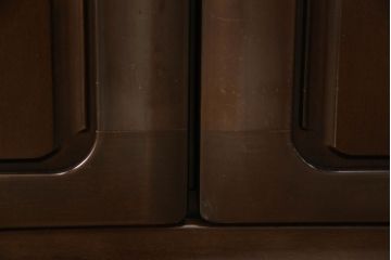 ワードローブを低くリメイク!高さをリサイズし、必要に応じてポール、金具を移設。元の色味を活かした仕上げに。