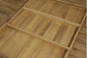 桐箪笥をローボードにリメイク!新たに棚板を追加し、底板を補強。天板と脚の取り付け。ステイン塗料仕上げ。