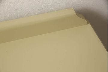 チェストをペイントリメイク!高品質リペアを施し、取っ手を全て交換。モカベージュにペイント仕上げ。