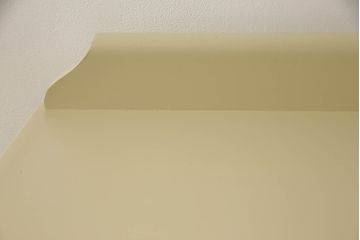 チェストをペイントリメイク!高品質リペアを施し、取っ手を全て交換。モカベージュにペイント仕上げ。