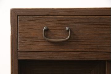 桐箪笥に鉄脚を付け収納棚にリメイク!高品質リペアを施し、クリーニング、着色仕上げ。前面のみ浮造り加工。