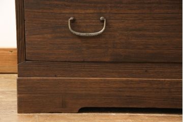 桐箪笥を綺麗に再生!高品質リペアを施し、着色仕上げ。