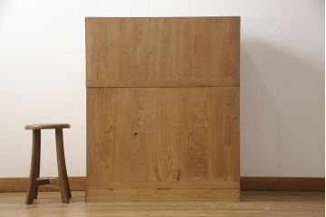 3段重ね桐箪笥を2段重ねにリメイク!高品質リペアを施し、木地色仕上げでナチュラルに。