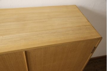 桐箪笥を綺麗に再生!高品質リペアを施し、木地色仕上げでナチュラルに。