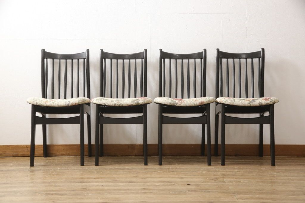 チェアの座面を張り替えてリメイク!高品質リペアを施し、座面をお好みの生地に張り替え。木部は現状の色味に仕上げ。