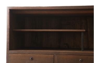 桐箪笥を綺麗に再生!高品質リペアを施し、紛失していた取っ手を取り付け。オーク系で着色仕上げ。