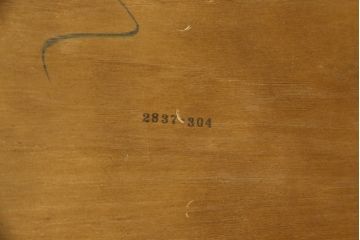 テーブルを綺麗に再生!天板は元の塗装を剥離し再塗装。