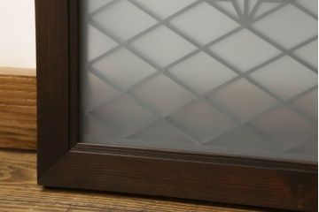 欄間を壁掛けにリメイク!固定具を制作し、ご希望の色に着色仕上げ。