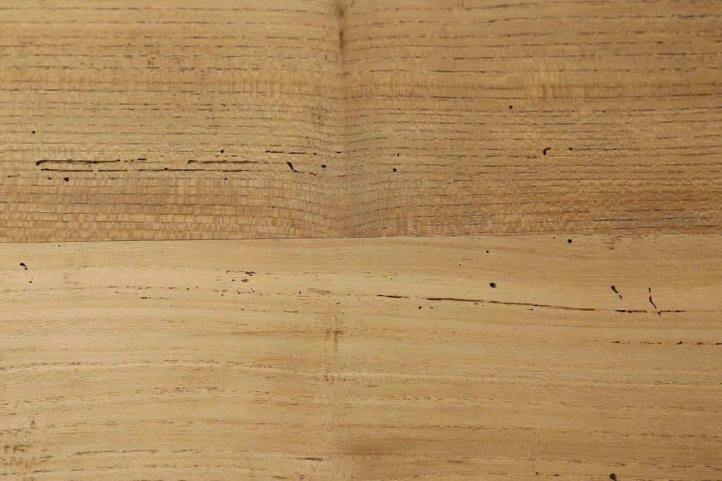 テーブルの高さをリメイク!高品質リペアを施し、ご希望の高さに脚をカット。ストリップド加工。