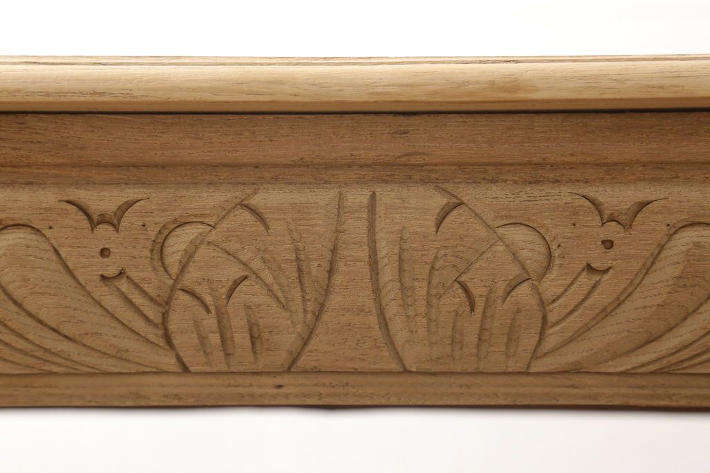 テーブルの高さをリメイク!高品質リペアを施し、ご希望の高さに脚をカット。ストリップド加工。