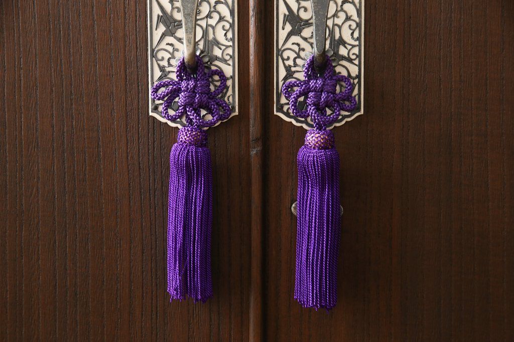 桐箪笥を綺麗に再生!リサイズし、可動式の棚を製作。房を交換して、オーク系で着色仕上げ。