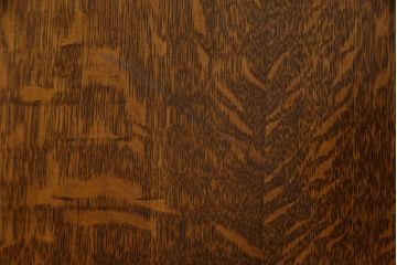 ワードローブを綺麗に再生!修繕箇所は本体と馴染ませ、本体は現状ベースに着色。