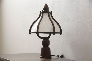 スタンドライトを綺麗に再生!木部分の修繕、和紙貼り直し。修繕箇所は本体と馴染ませ、本体は現状をベースにして着色。