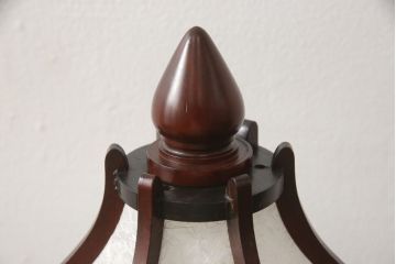 スタンドライトを綺麗に再生!木部分の修繕、和紙貼り直し。修繕箇所は本体と馴染ませ、本体は現状をベースにして着色。