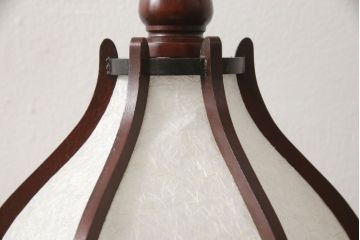 スタンドライトを綺麗に再生!木部分の修繕、和紙貼り直し。修繕箇所は本体と馴染ませ、本体は現状をベースにして着色。