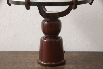 スタンドライトを綺麗に再生!木部分の修繕、和紙貼り直し。修繕箇所は本体と馴染ませ、本体は現状をベースにして着色。