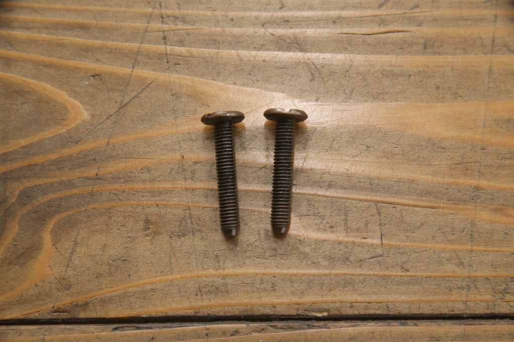 食器棚を綺麗に再生!高品質リペアを施し、天然成分の防カビ材を塗布。