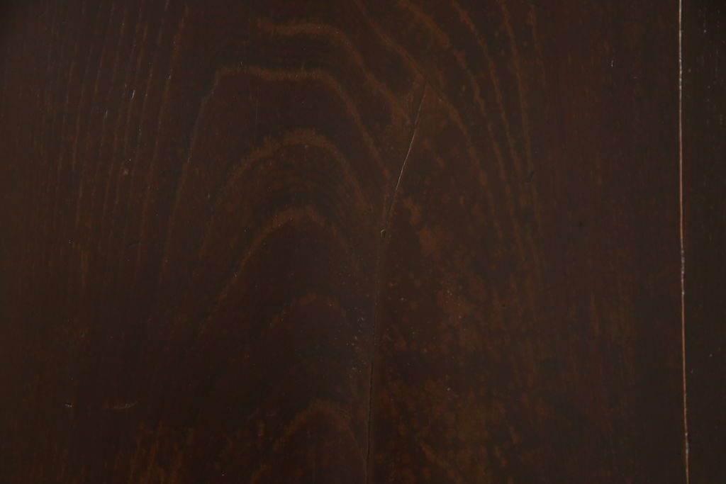 階段箪笥を綺麗に再生!ケヤキ材の天板を取付け、収納部に棚板を追加。ワントーン程落ち着いた色味に着色仕上げ。