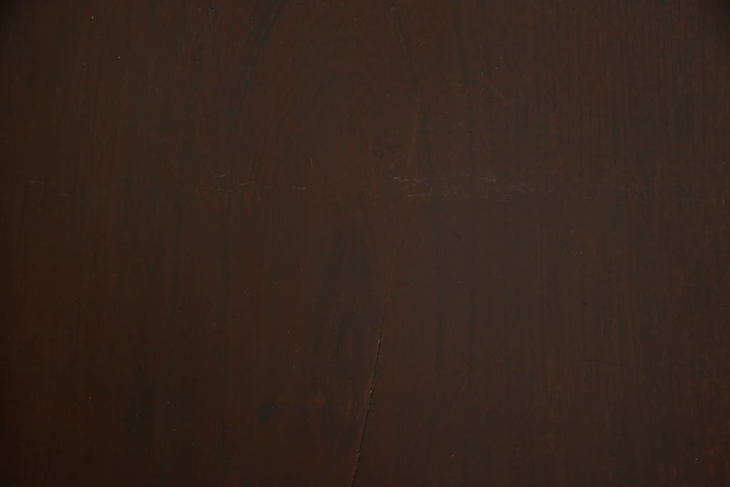 階段箪笥を綺麗に再生!ケヤキ材の天板を取付け、収納部に棚板を追加。ワントーン程落ち着いた色味に着色仕上げ。