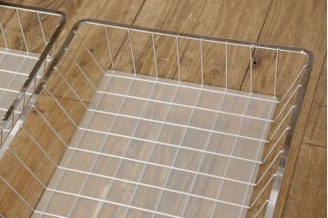 キャビネットをペイントリメイク!高品質リペアを施し、ご希望の色にペイント仕上げ。