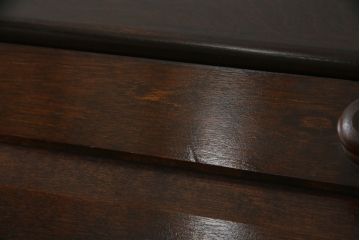 ライティングビューローを綺麗に再生!高品質リペアを施し、匂い対策の清掃。ワントーン落ち着いた色に着色仕上げ。