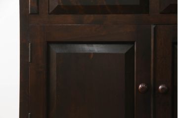 ライティングビューローを綺麗に再生!高品質リペアを施し、匂い対策の清掃。ワントーン落ち着いた色に着色仕上げ。