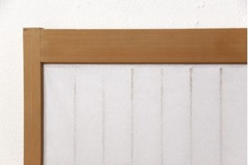 障子戸を綺麗に再生!クリーニング作業を行い、障子をプラスチック障子に張り替え。