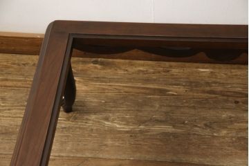 テーブルを塗装してリメイク!既存の塗料を剥離し、ご希望のカラーに塗り替え。