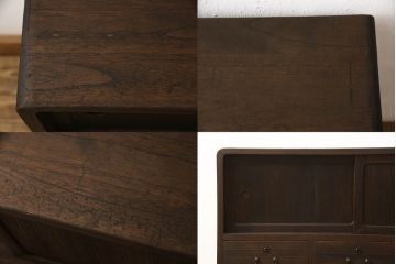 桐箪笥を上中下に分けてローボードにリメイク!上段は奥行きをリサイズし、引き戸内の棚を撤去。天板内部を補強し、鉄脚を取り付け。中段・下段は高さをリサイズし、天板を取り付け、取っ手を交換。着色はチェスナット系のステイン塗料仕上げ。