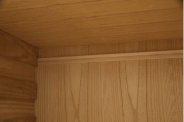 桐箪笥の上段を2分割にリメイク!上部と下部をはめ込む仕様に変更。背板に補強材を追加。