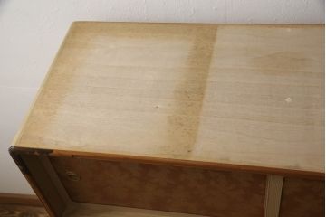 桐箪笥の上段を2分割にリメイク!上部と下部をはめ込む仕様に変更。背板に補強材を追加。