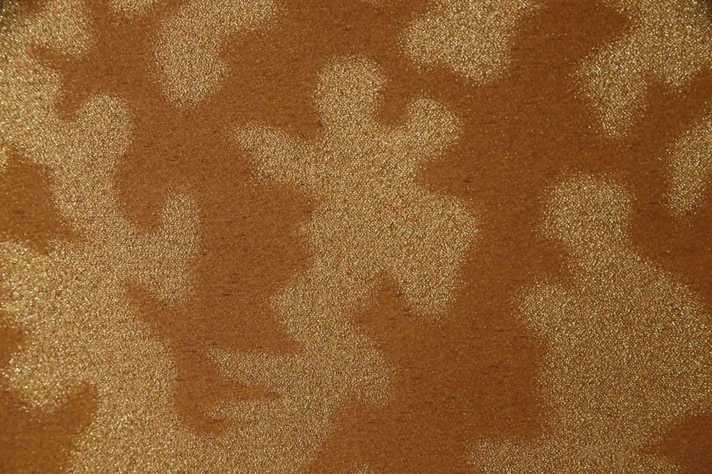 桐箪笥の上段を2分割にリメイク!上部と下部をはめ込む仕様に変更。背板に補強材を追加。