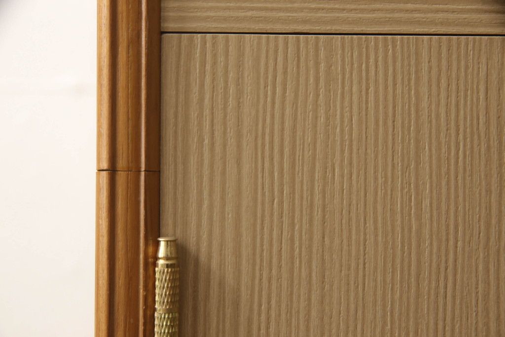 桐箪笥の上段を2分割にリメイク!上部と下部をはめ込む仕様に変更。背板に補強材を追加。