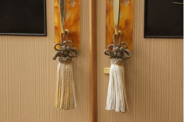 桐箪笥の上段を2分割にリメイク!上部と下部をはめ込む仕様に変更。背板に補強材を追加。