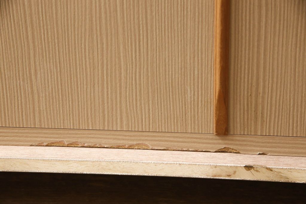 桐箪笥の上段を2分割にリメイク!上部と下部をはめ込む仕様に変更。背板に補強材を追加。